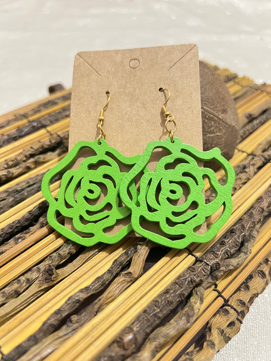 Aretes - flor de madera verde