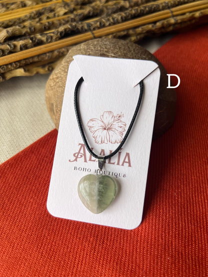 Collar en forma de corazón de cuarzo