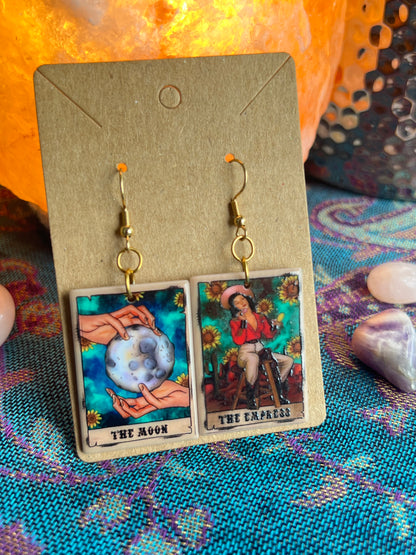 Aretes de cartas del Tarot