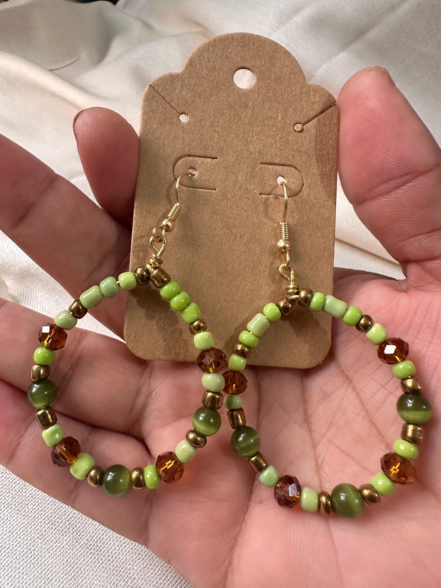 Aretes de ojo de gato 1