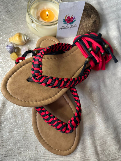 Sandalias Únicas negro y rojo Size 7