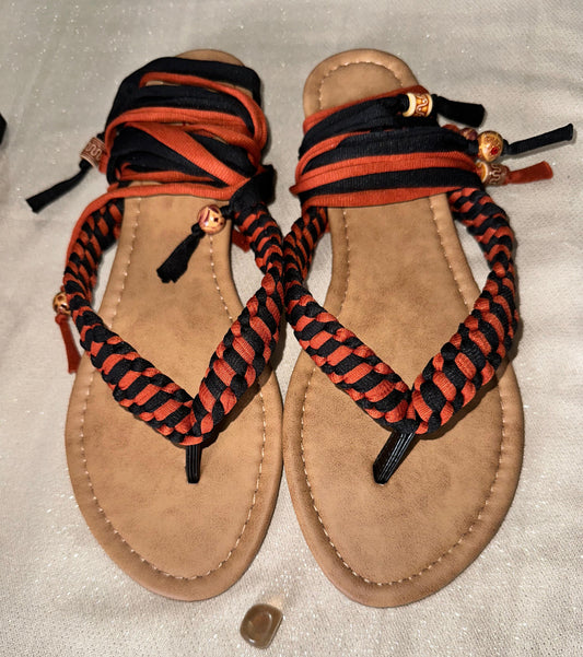 Sandalias artesanales negro y terracota Size 8